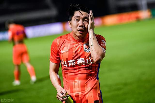 里程碑夜西汉姆绝杀压哨；社区盾转会期刷纪录；质疑声仍在；资深球员宣示担当的简单介绍华体会官网